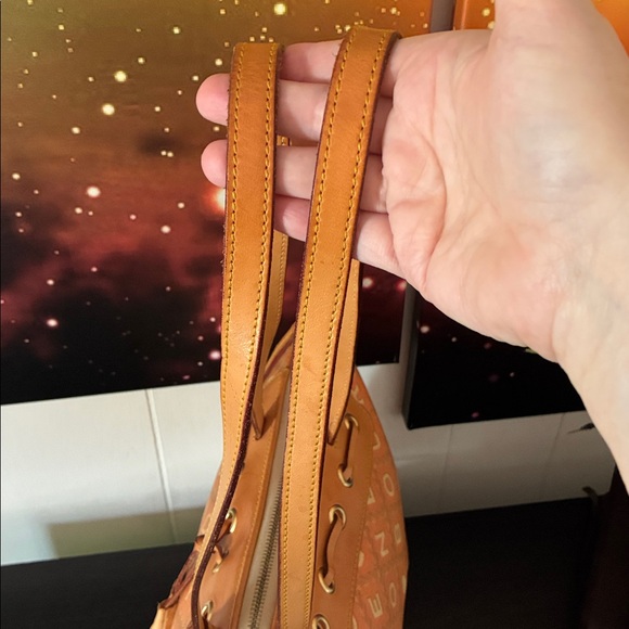 Vintage Dooney & Bourke Shoulderbag - Picture 6 of 11